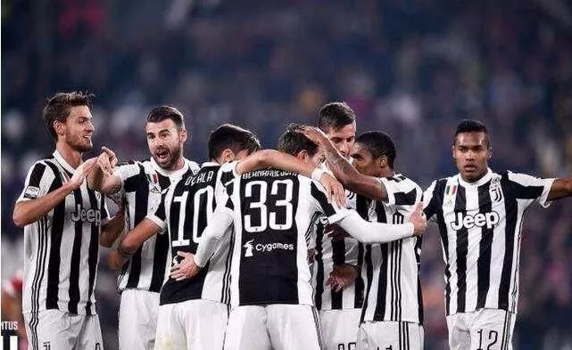 帕克：曼联买拉门斯是质的提升，跟奥纳纳相比他太像个门将了（帕克称曼联若签下拉门斯将完成质变 相较奥纳纳他更像真正的门将）