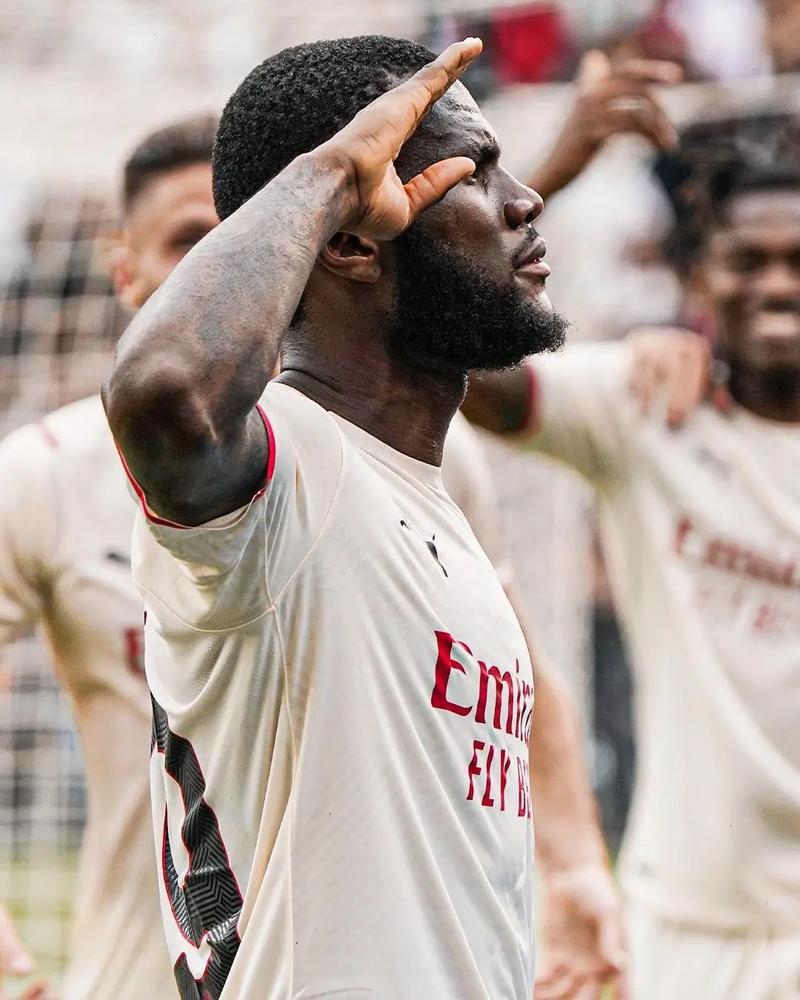 前NBA球员罗德尼·罗杰斯去世，曾荣膺联盟最佳第六人（前NBA球员罗德尼·罗杰斯逝世，曾获最佳第六人称号）