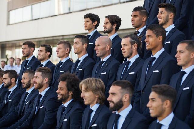 苏超夺冠后，泰州正探索开通主题旅游专列；高铁线路正在修建（苏超问鼎后，泰州谋划开行主题旅游专列；高铁线路建设正推进）