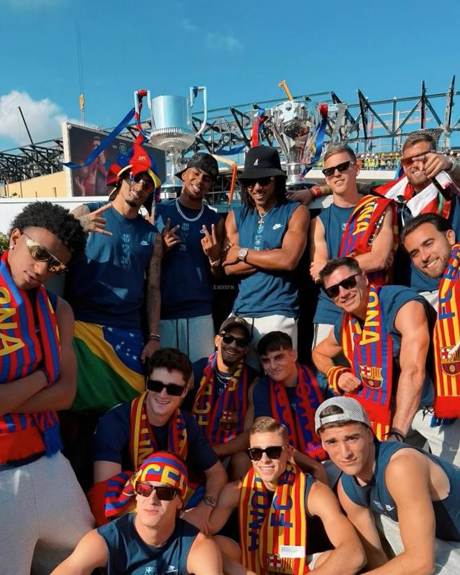 基恩怒批芒特：在场上就像小学生，这种球员拉低曼联整体水准（基恩炮轰芒特：踢得像小学生，这类球员拖累曼联整体水平）