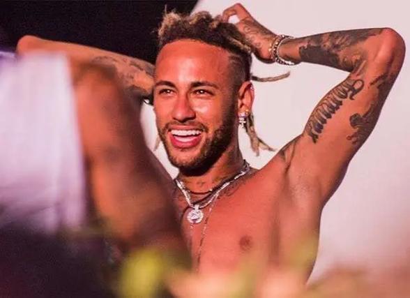 本赛季5大联赛场均拿分榜：拜仁2.8分领跑，皇马第2阿森纳第3（五大联赛本季场均积分榜：拜仁以2.8分居首，皇马次席，阿森纳第三）