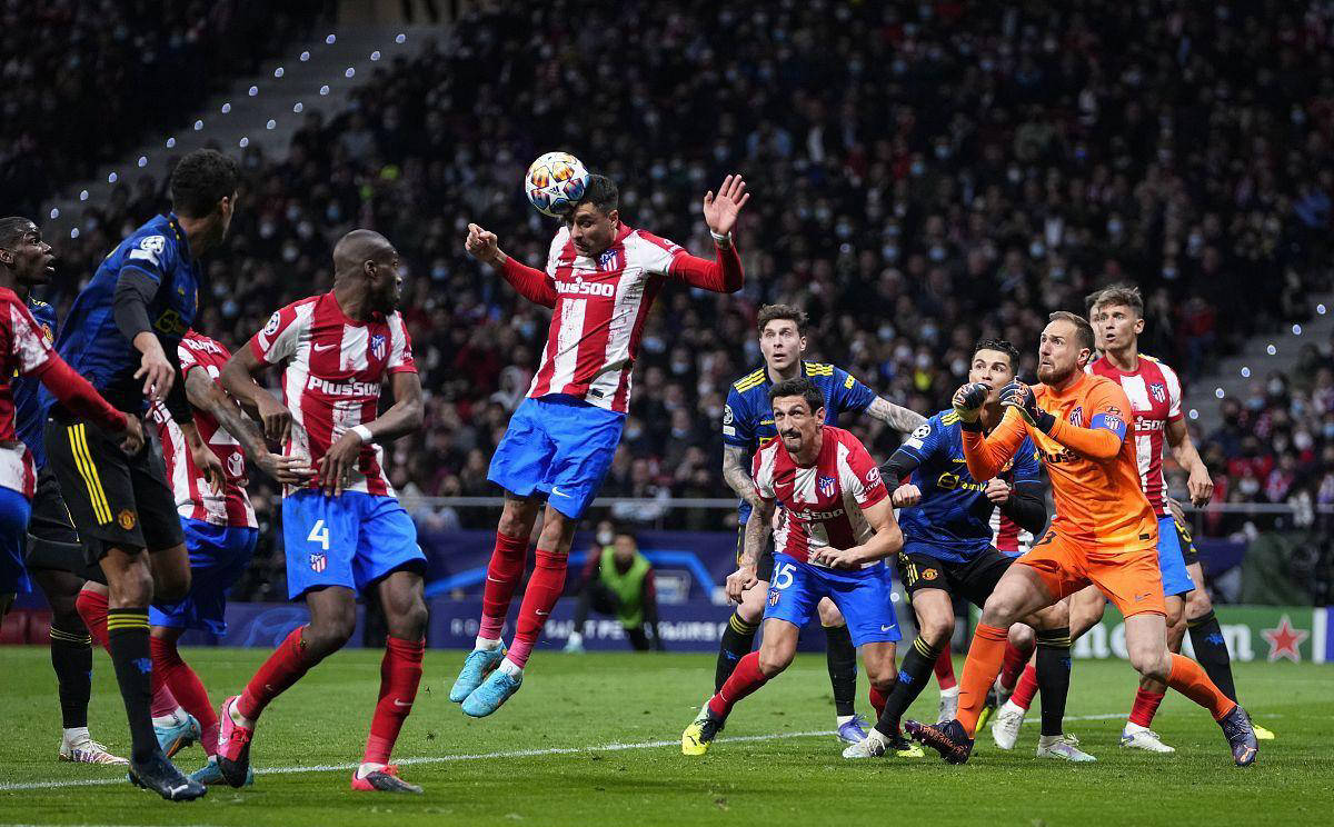 邦马蒂：我小时候踢球常遭歧视，人们说女孩怎么踢起球来了（邦马蒂：童年踢球屡遭偏见，总被质疑“女孩怎么会踢球？”）